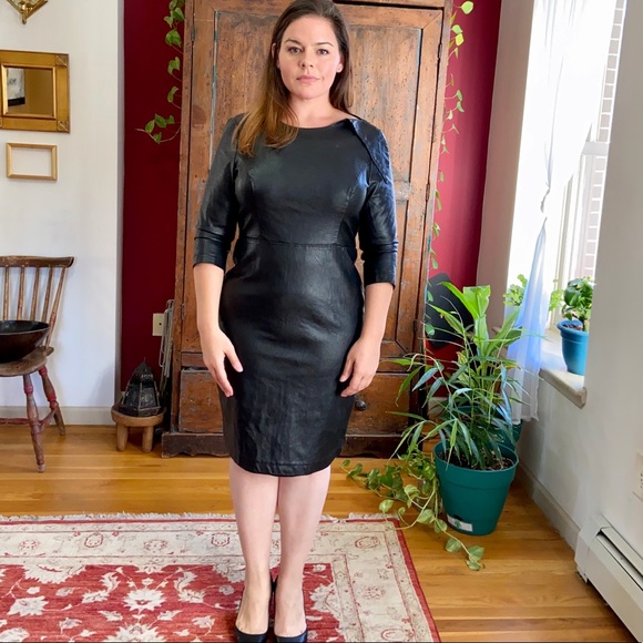 Badgley Mischka Dresses & Skirts - Badgley Mischka Black Faux Leather Sheath Dress